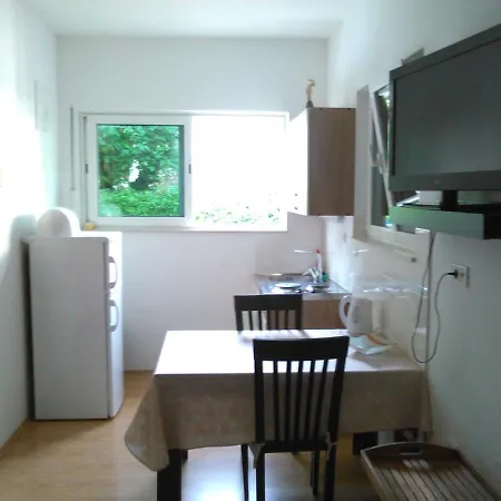 With A Parking Space - 16840 Apartmán *